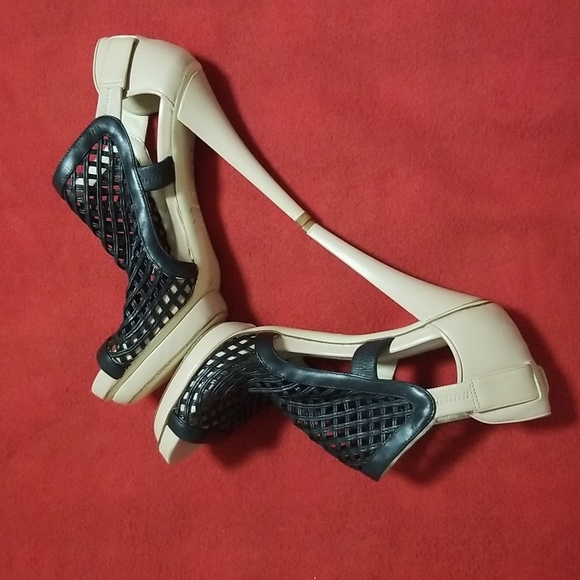 BURAK UYAN - Cage Leather T strap Stilettos Platform Sandals - Picture 8 of 16